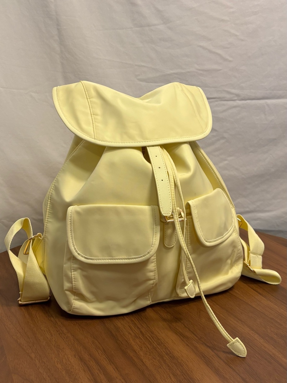 Butter Yellow Women's Drawstring Backpack